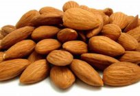 How to peel almonds from the skin? Culinary tips. What useful nuts almonds?