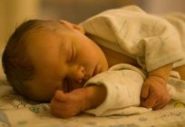 Welche Temperatur sollte bei Neugeborenen und wie man richtig Messen