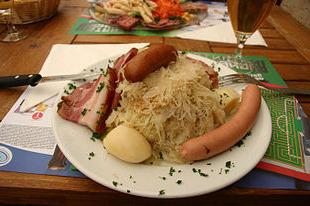 Soljanka mit Sauerkraut