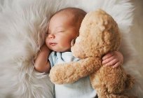Why do newborns sleep poorly? Tips for young parents