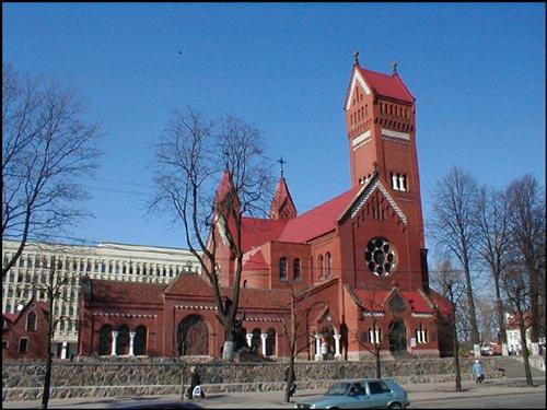 la iglesia de san simeón y santa elena de minsk