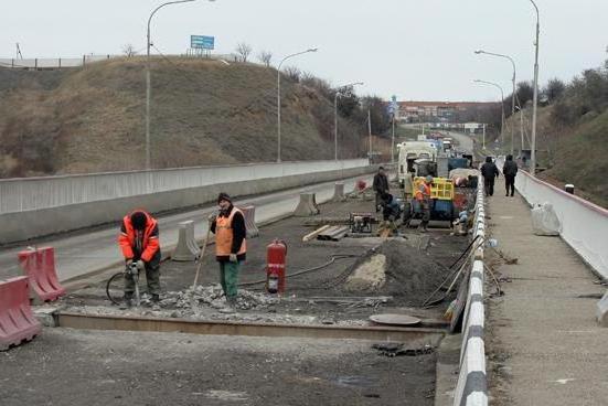 Brücke über den Kuban in Varenikovskaya zu eröffnen, wenn