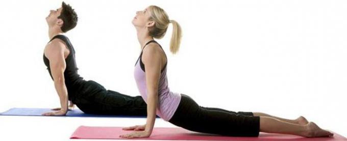 yoga de la mañana complejo para principiantes