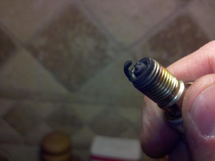 how long to change spark plugs
