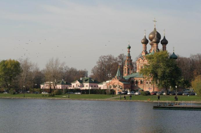how to get to the Ostankino pond