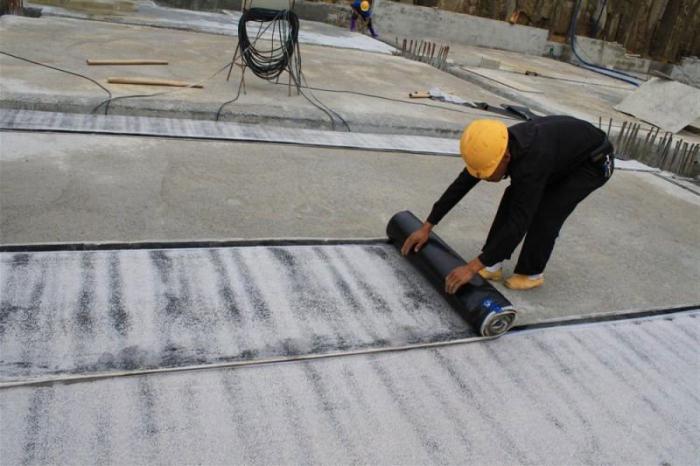 how many meters in roll roofing