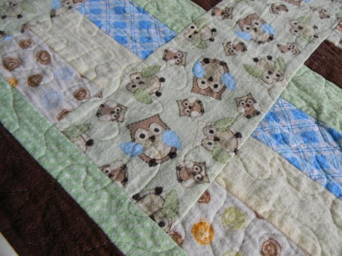 A bedspread for a child's bed. Photo.