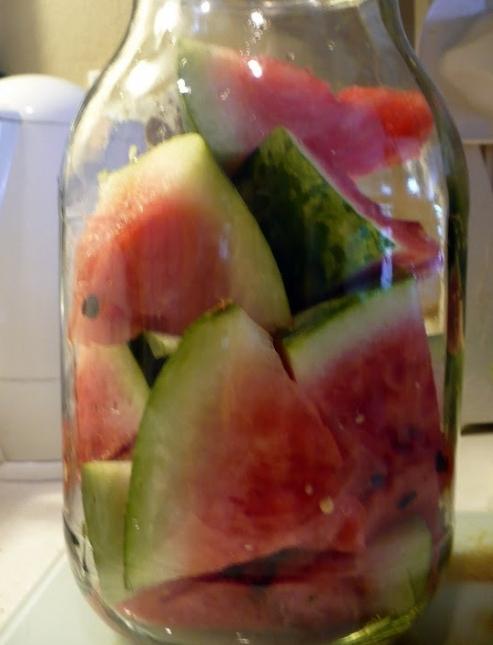 Rezept salzig Wassermelonen in Banken