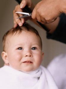 where to cut the baby's hair
