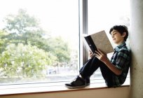 Methods of teaching preschooler to read at home