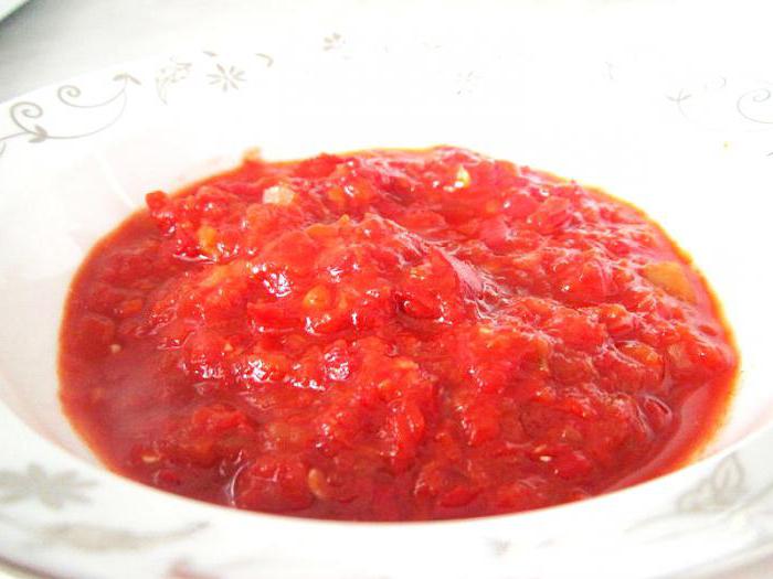 la receta de la аджики de la pimienta roja