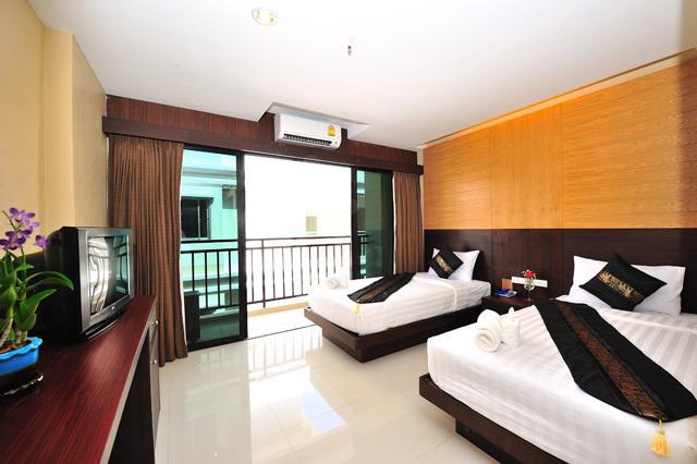 andaman phuket hotel é um hotel de 3 comentários