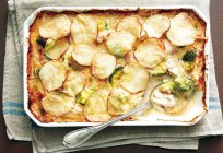 Pie mit Fisch und Kartoffeln: Rezept mit Foto