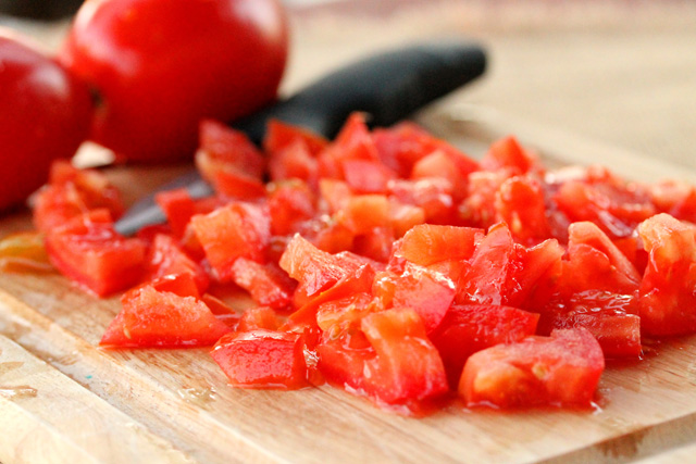 Dilimlenmiş domates