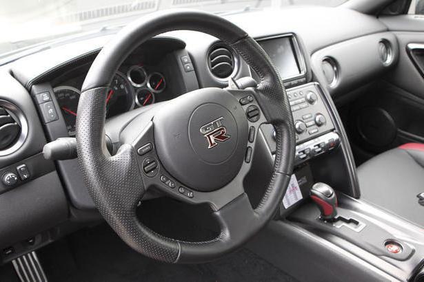 Nissan GTR технічні характеристики