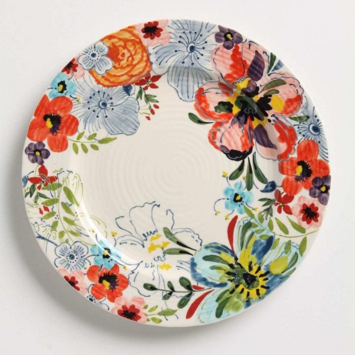 patterns and ornaments on dishes