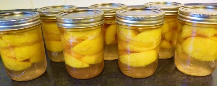 peaches in syrup for the winter