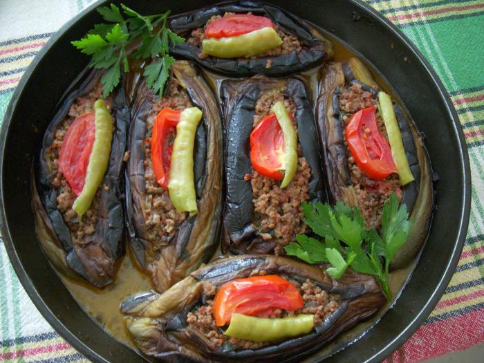 a berinjela em turco com carne picada