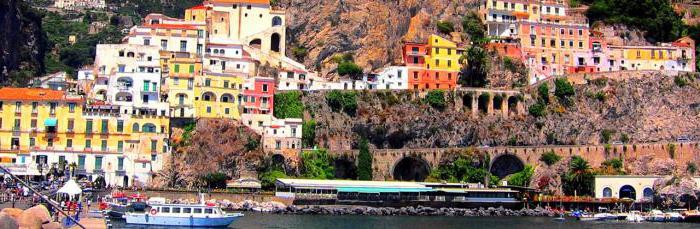  a trip around the Amalfi coast in Italy