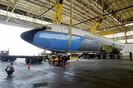 die Boeing 707 Salon