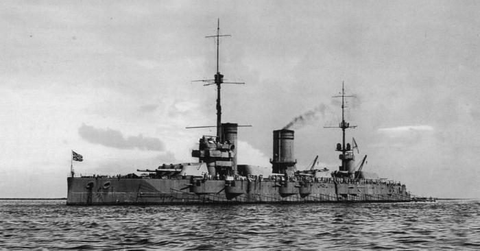 Modell der Schlachtschiffe