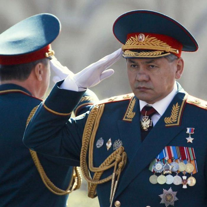a hand salute in Russian