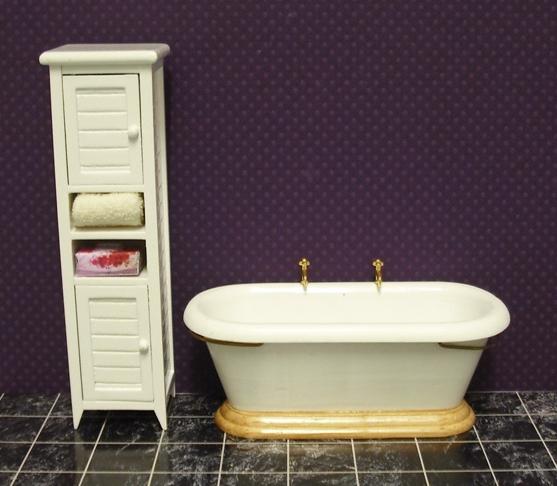 шафа пенал для ванної кімнати