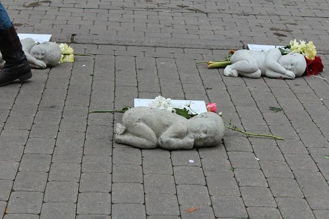 monument to unborn children in Riga