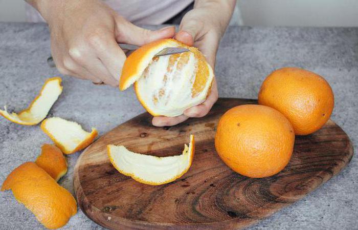 mermelada de albaricoque con las rodajas de naranja