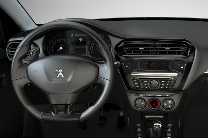 Peugeot 301 मालिक समीक्षा