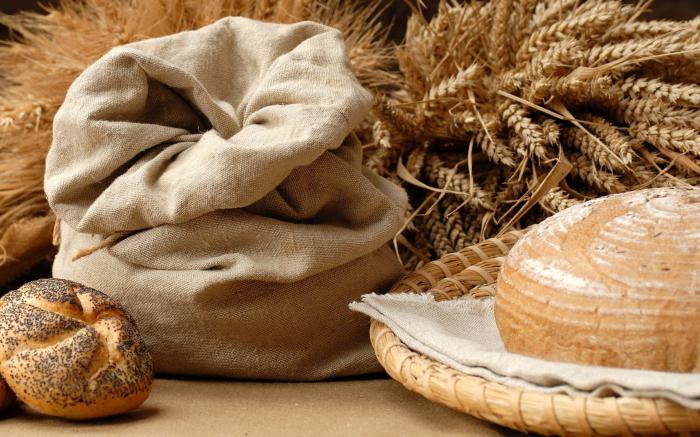 el pan de trigo con trigo centeno