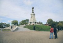O monumento Муравьеву-Амурскому em Khabarovsk: instalação, demolição e retorno