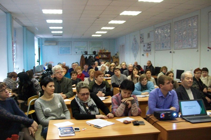 Comentarios sobre Новочеркасском la universidad de la tecnología industrial y la gestión de la