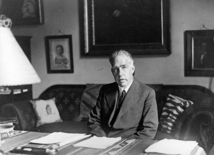 Niels Bohr: Eröffnung