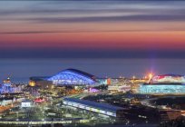 O passeio marítimo e Adler Sochi: um lugar de descanso em uma capital da Federação Da rússia
