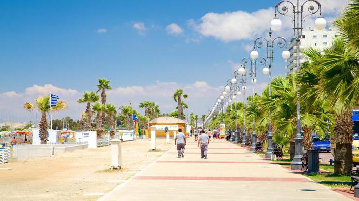die Strände von Larnaca für den Urlaub mit Kindern