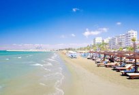 As praias de Larnaca: descrição. Praias para o lazer das crianças