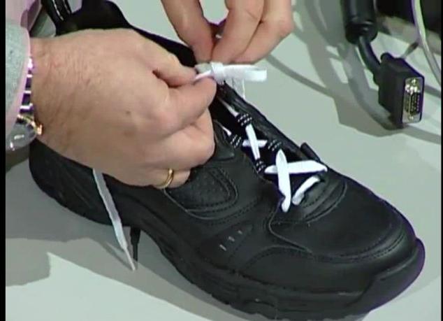 How to tie laces on sneakers beautifully