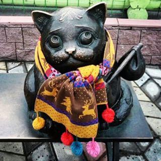 Monumento gato Semyon em Murmansk foto