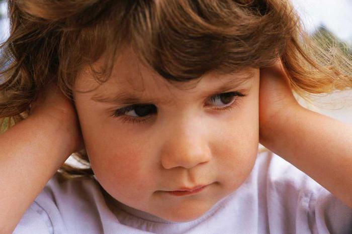 How to warm the ear with a blue lamp with otitis