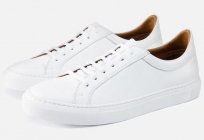 Temizleme beyaz spor ayakkabı kumaş elle?