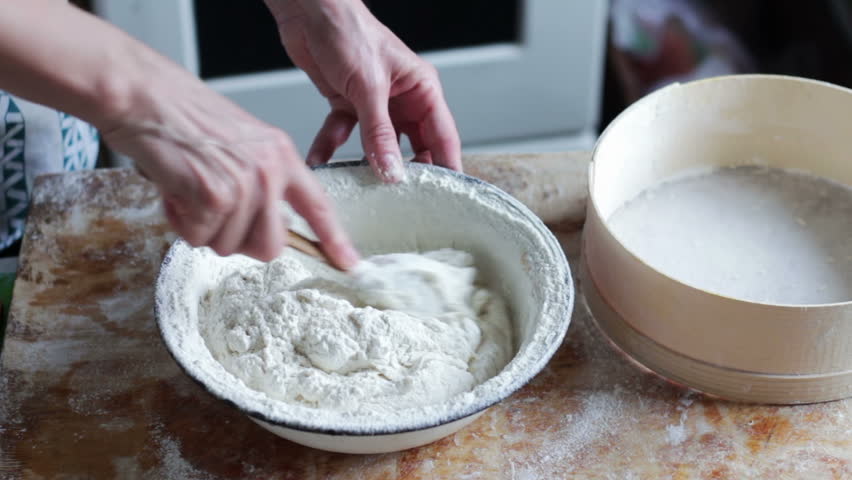 how to make dough for dumplings