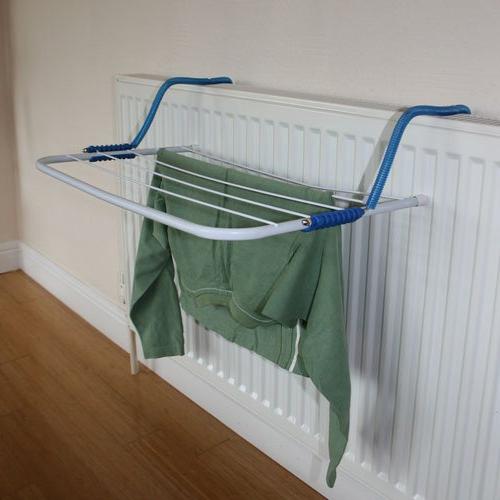 um secador de roupa