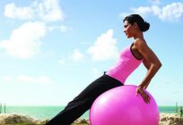 Qual comprar uma bola de ginástica? Exercícios para perder peso com a bola de ginástica em casa: comentários худеющих