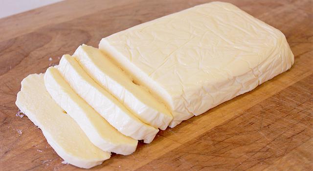 Käse aus Buttermilch zu Hause