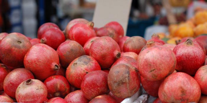 wie man die richtige Granatapfel-Frucht