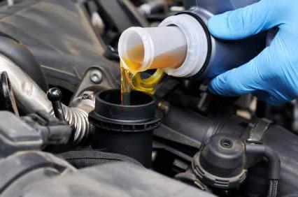 replacement interval of engine oil Mitsubishi Outlander