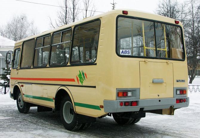 Autobus WPUST-32054