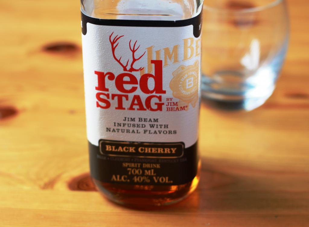 Red Stag Black Cherry бурбон