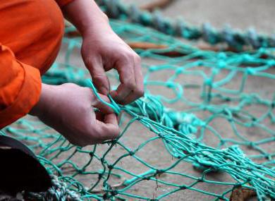 tejer redes de pesca